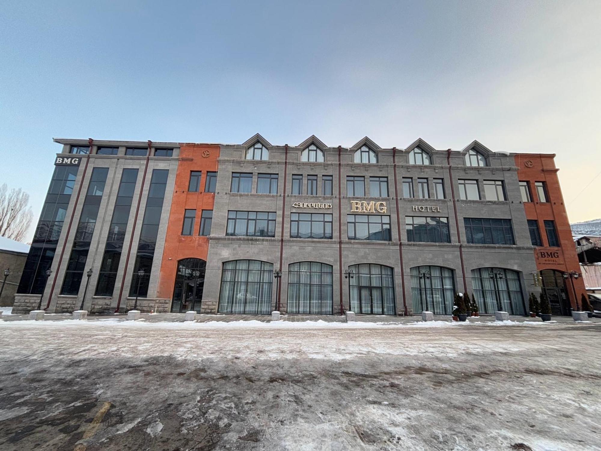 Bmg Hotel By Grigoryans Group Goris Exterior photo